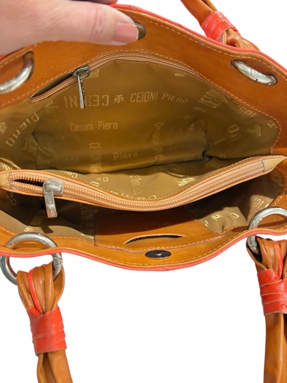 Ostrich-embossed petite leather handbag by Cecconi Piero Made in Italy - Picture 7 of 14